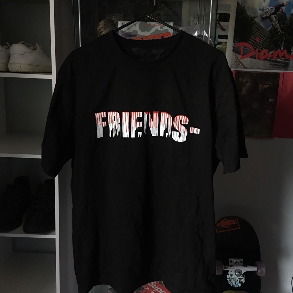 VLONE Friends Scissors Tee